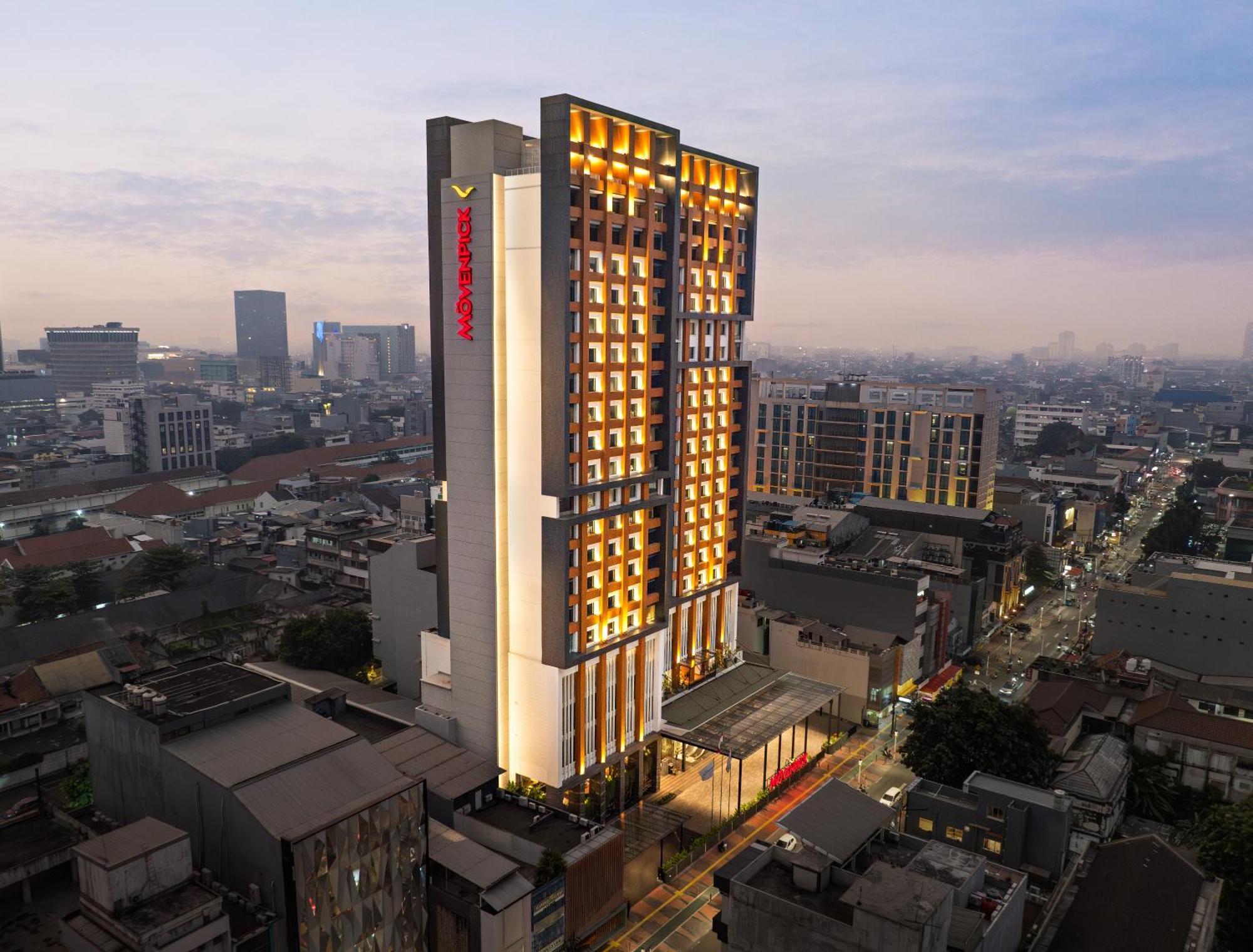 Moevenpick Hotel Jakarta City Centre Kültér fotó