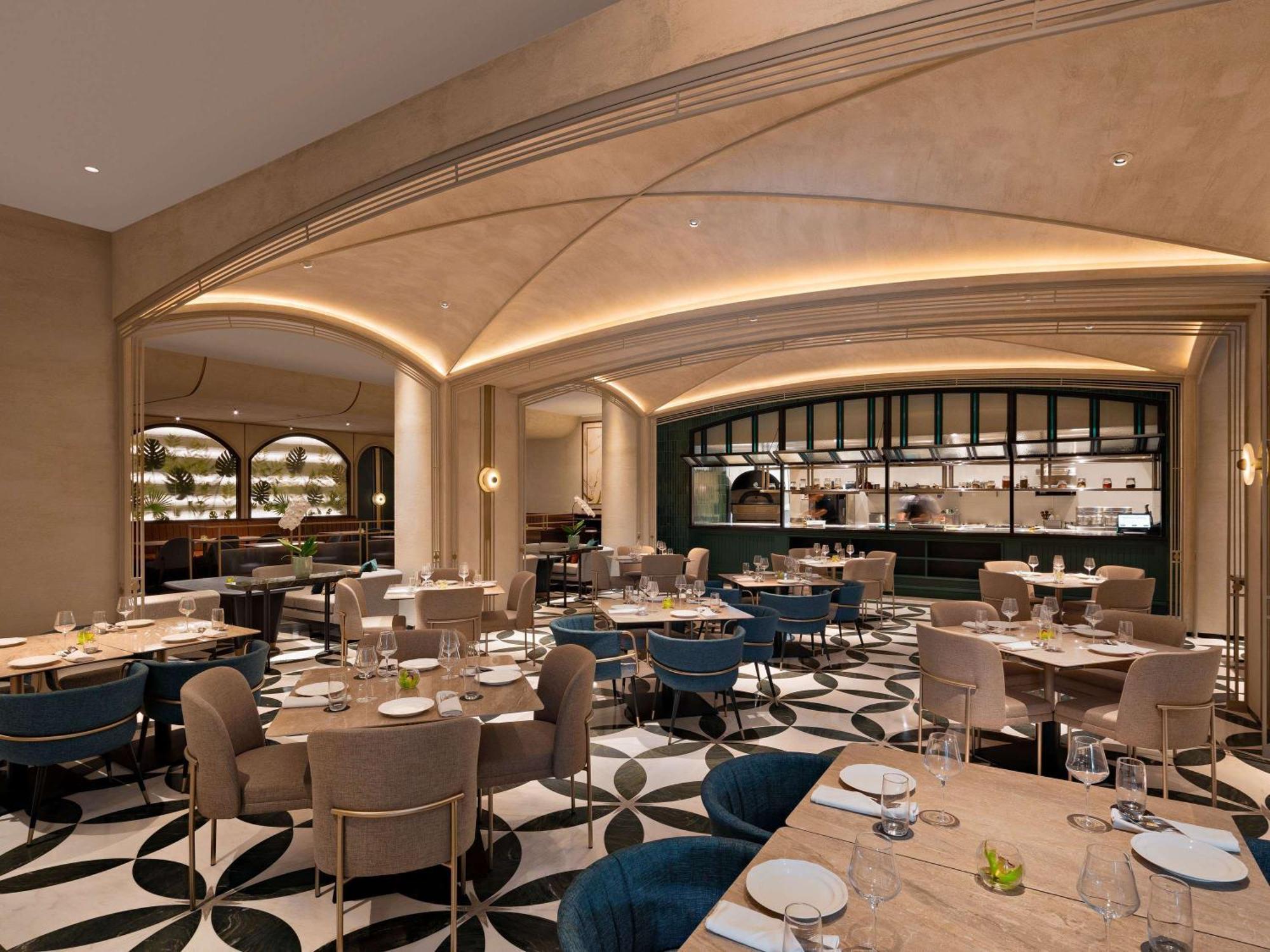 Moevenpick Hotel Jakarta City Centre Kültér fotó
