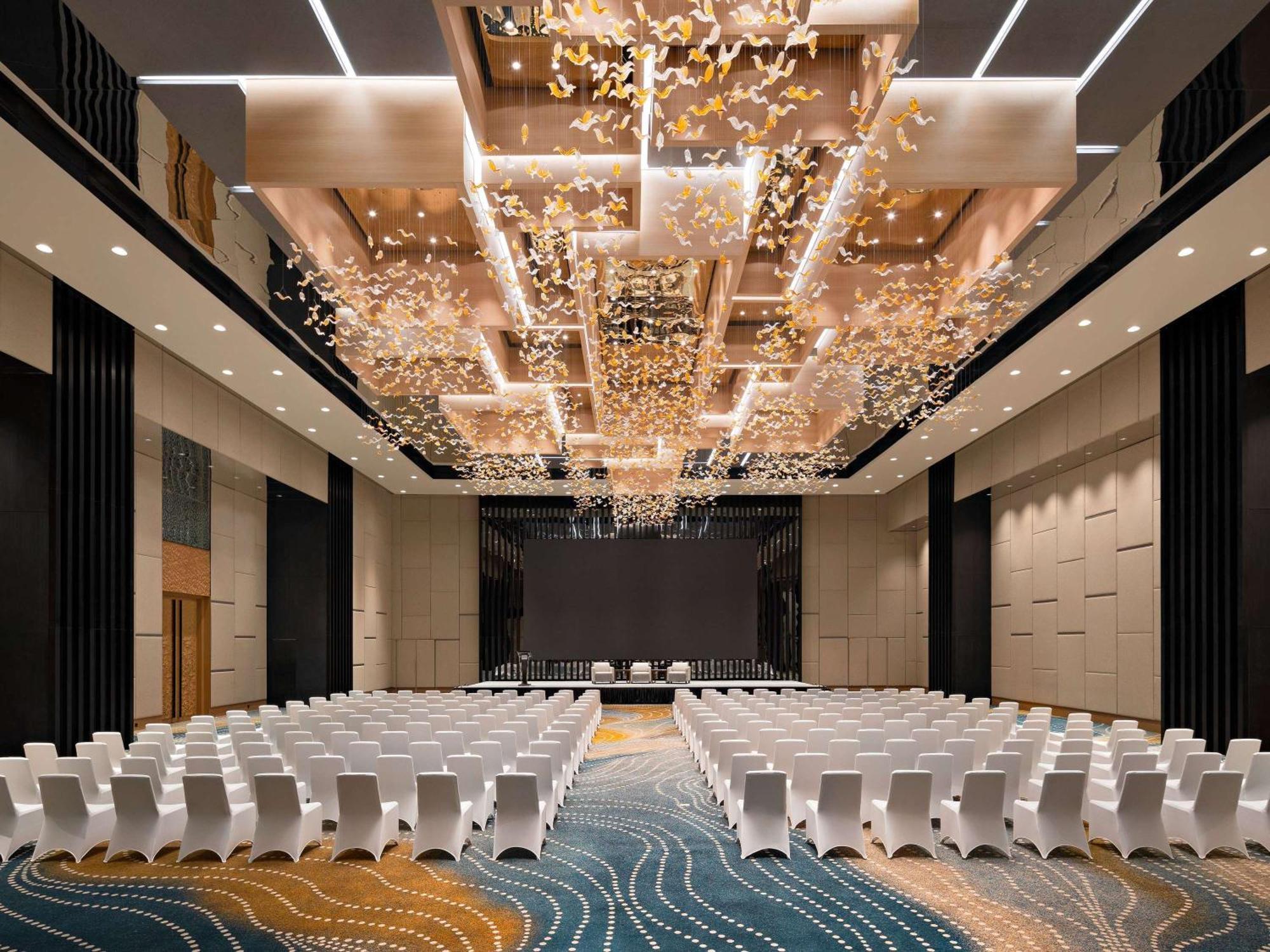 Moevenpick Hotel Jakarta City Centre Kültér fotó