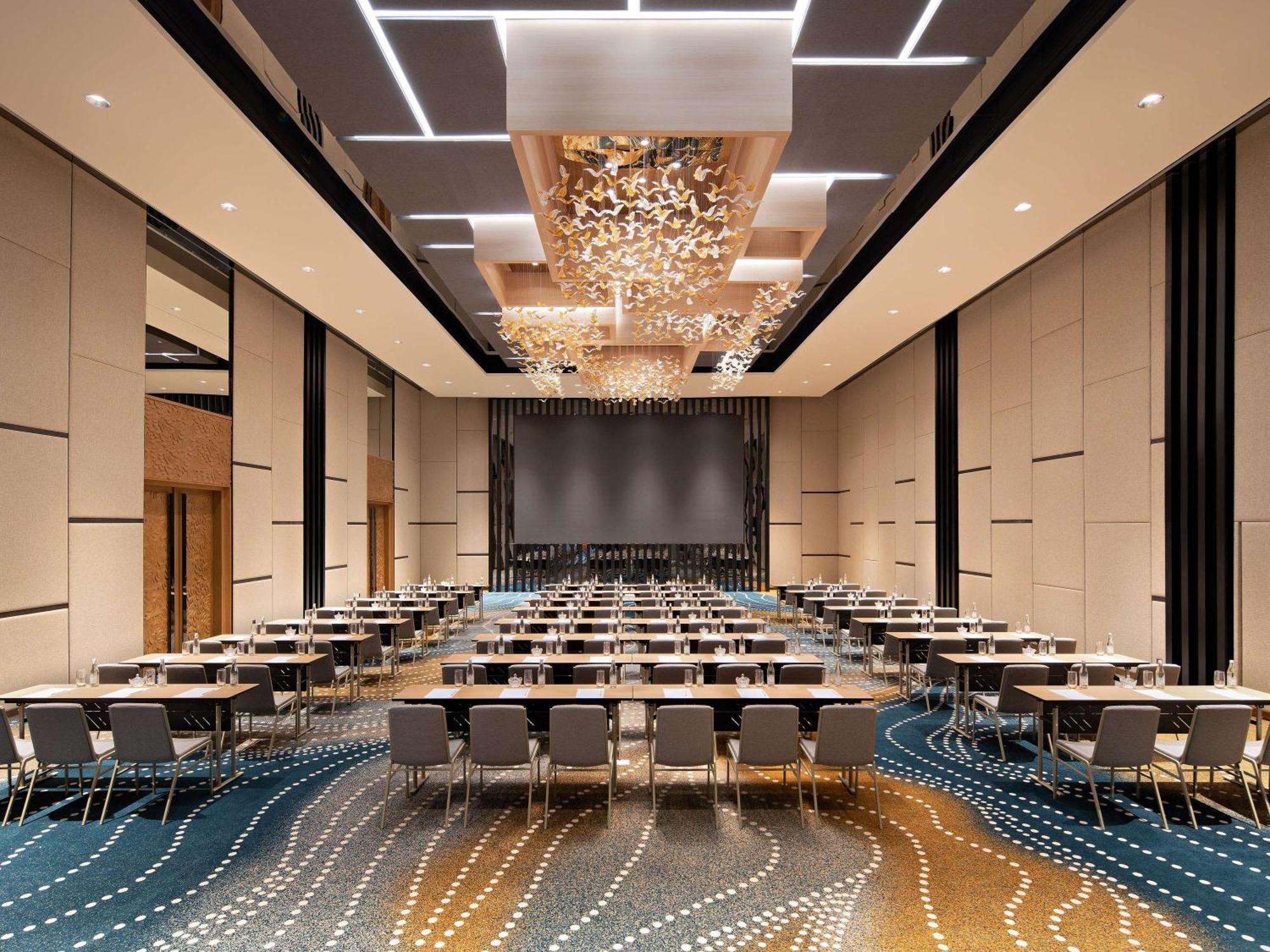 Moevenpick Hotel Jakarta City Centre Kültér fotó