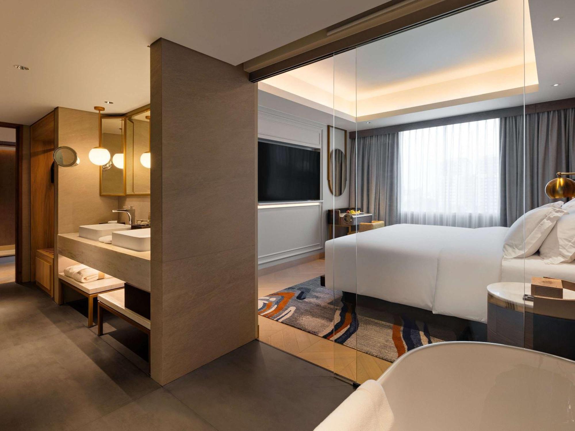Moevenpick Hotel Jakarta City Centre Kültér fotó