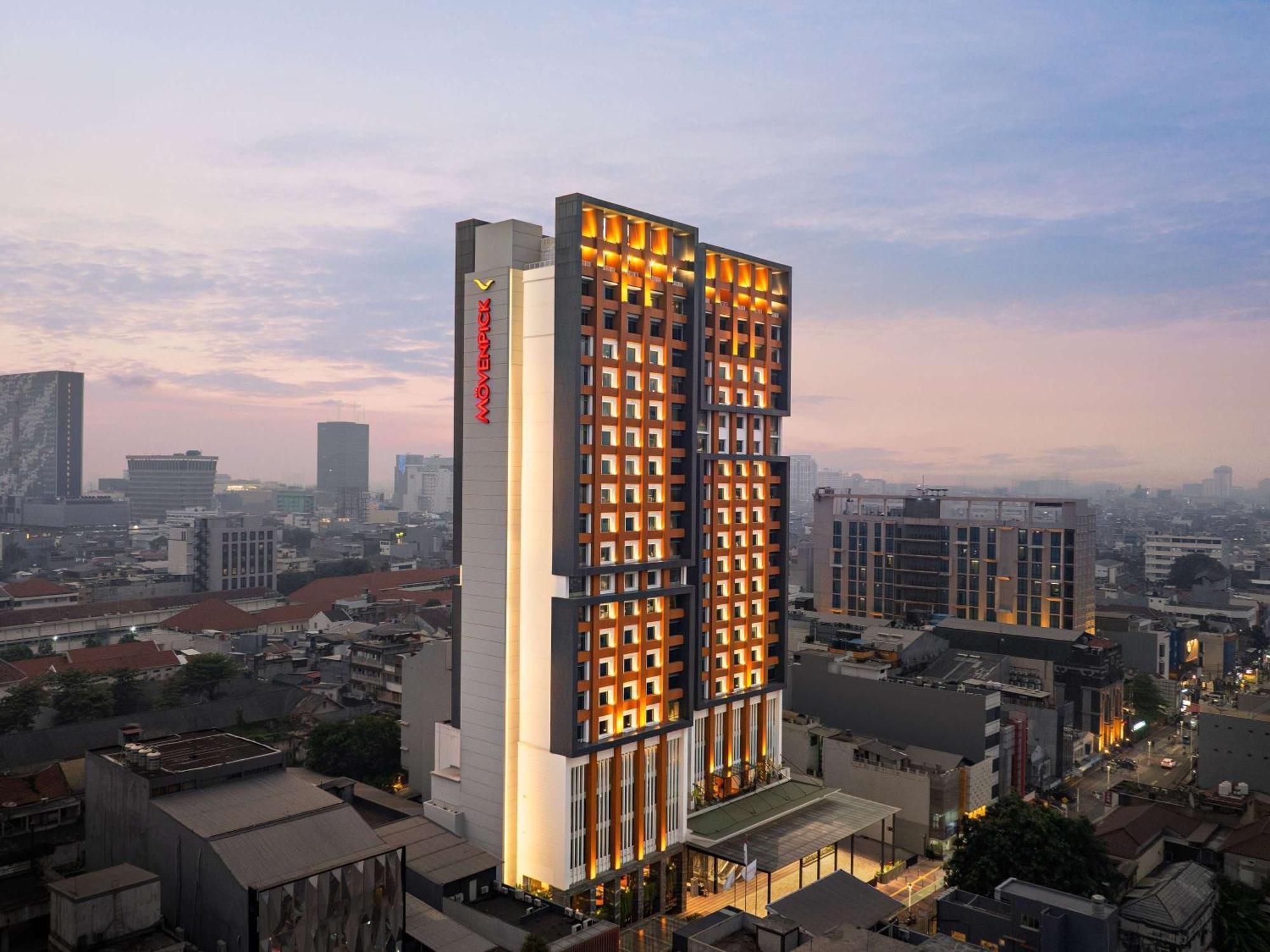 Moevenpick Hotel Jakarta City Centre Kültér fotó